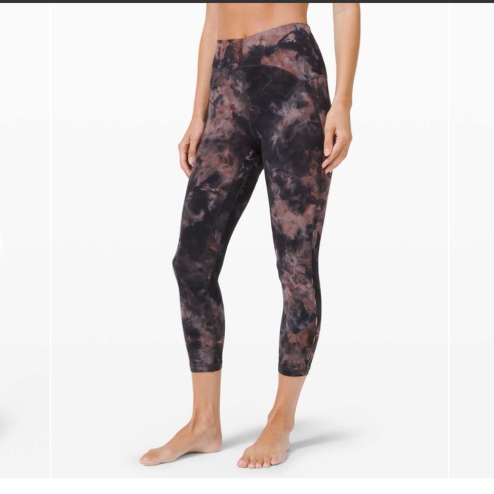 Lululemon Unlimit High-Rise Crop 23" *Keyhole